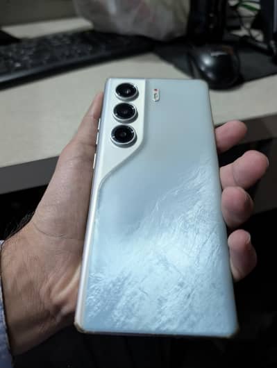 Tecno CAMON 40 Pro