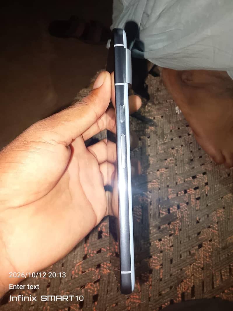 Google Pixel 8 Pro 4
