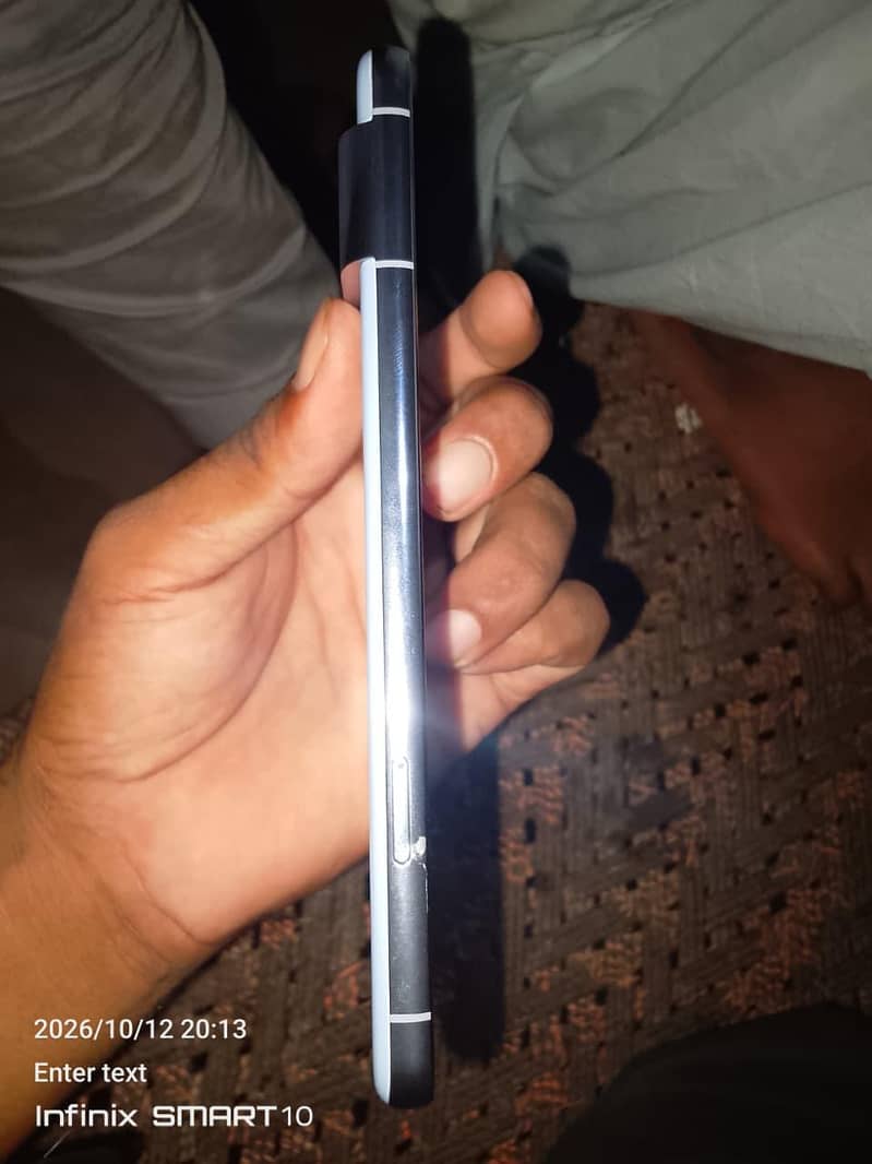Google Pixel 8 Pro 4