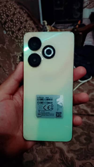 Infinix smart 8 ram 4 4 64 box bhi hai panel original hai mobile ka