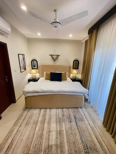 Daily Basis Apartment & Rooms Per day Perweek Short stay Available in E-11 Islamabad