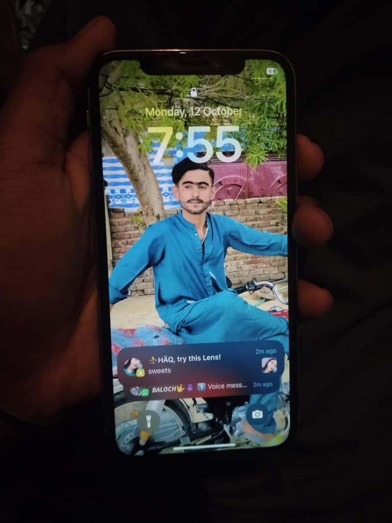 Apple iPhone X 3