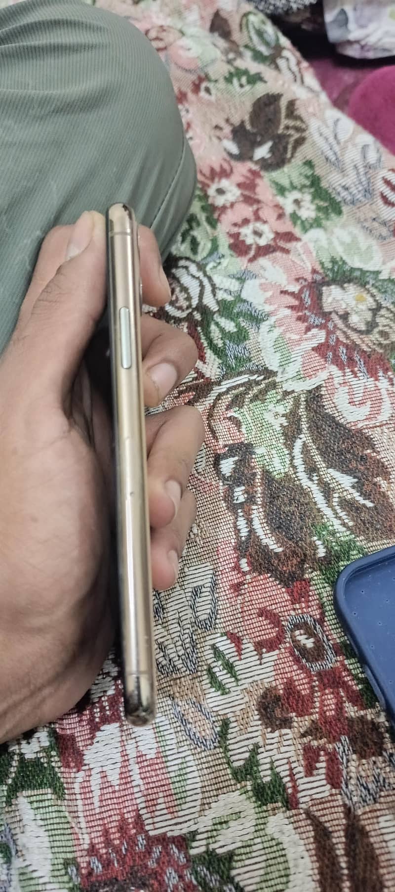 Apple iPhone 11 Pro 1
