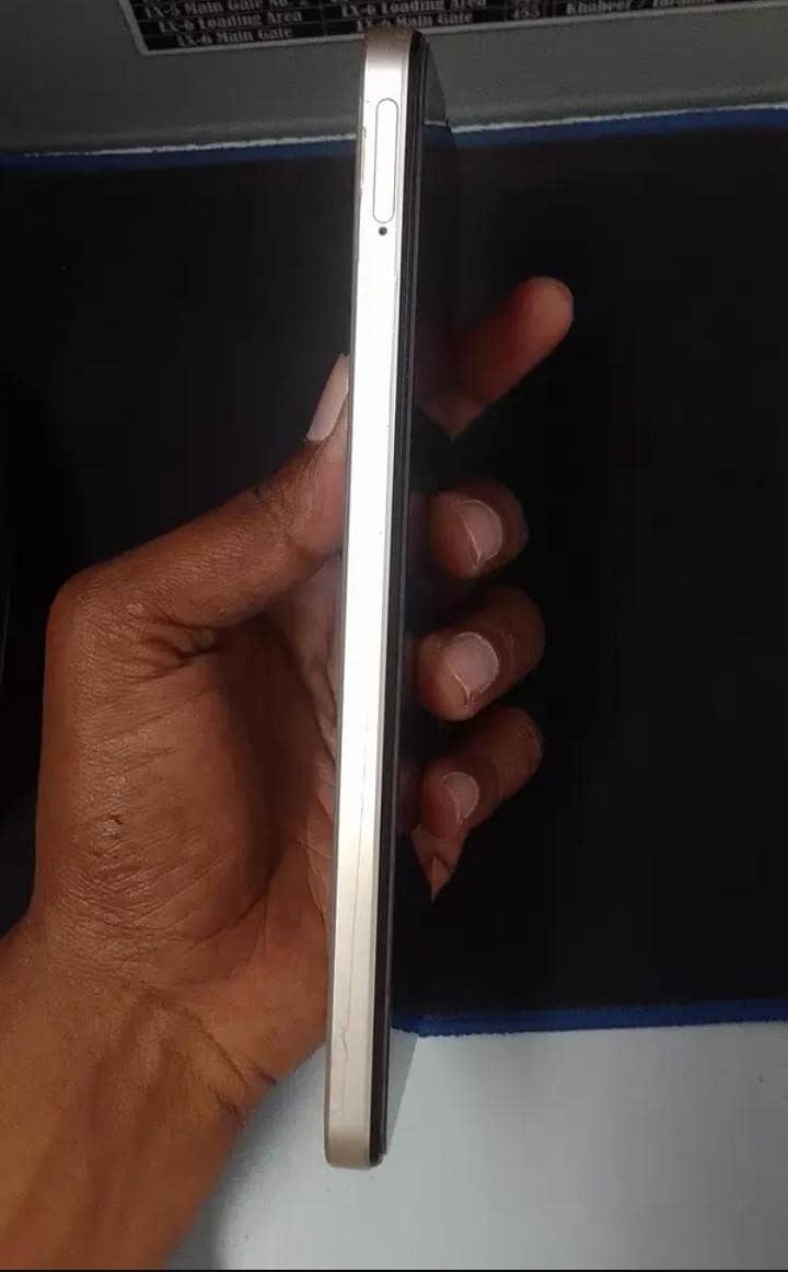 Realme Note 70 0