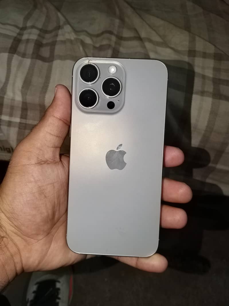 iphone 15 pro max 0