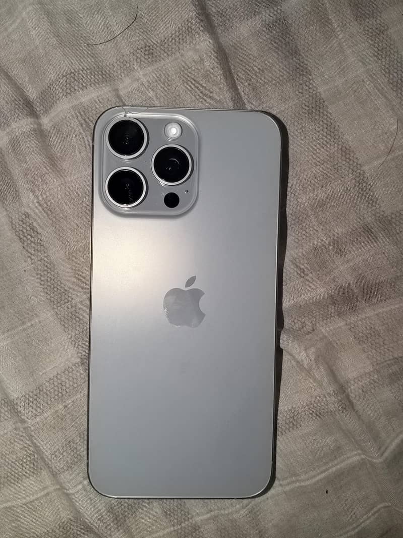 iphone 15 pro max 6