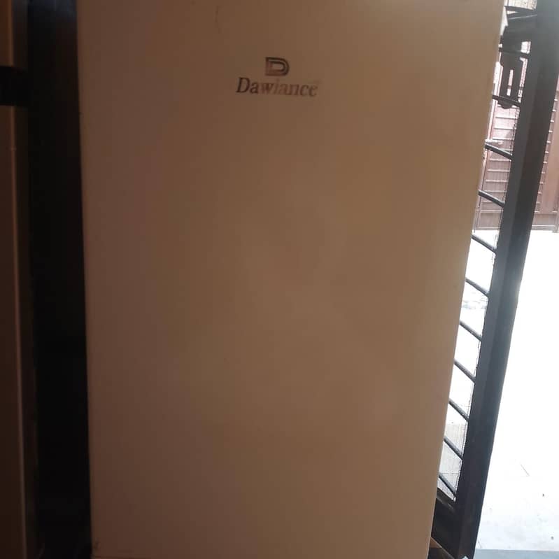 Dawlance Mini Fridge 5