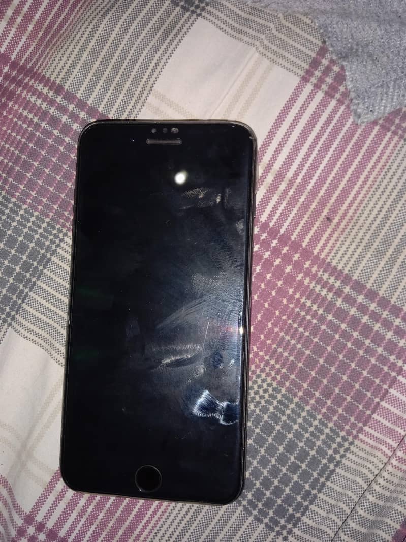 Apple iPhone 7 Plus 3