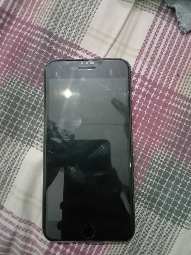 Apple iPhone 7 Plus 5