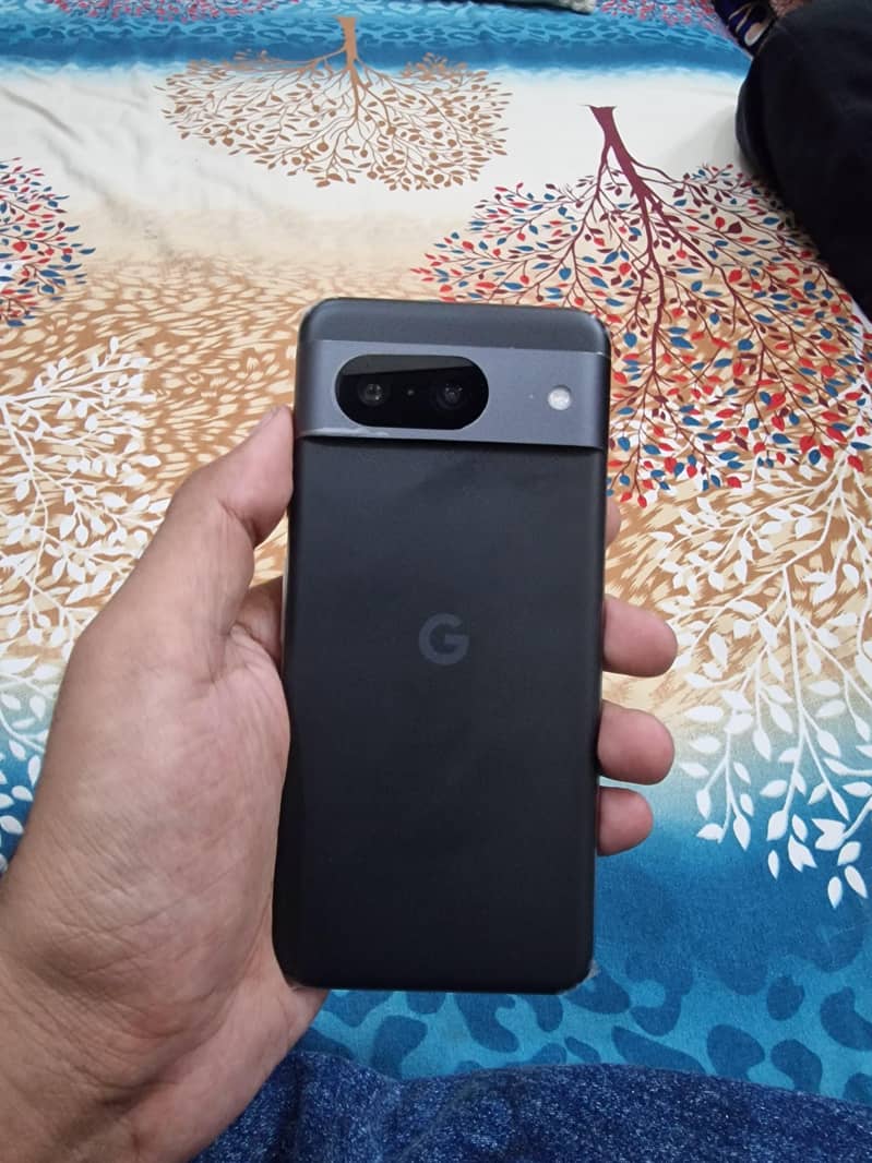 Google Pixel 8 7