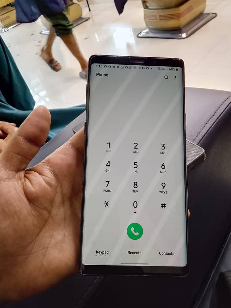 Samsung Mobile Note 9 1