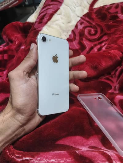 Apple iPhone 8
