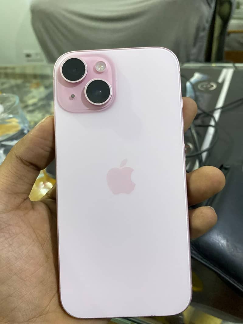 Apple iPhone 15 5