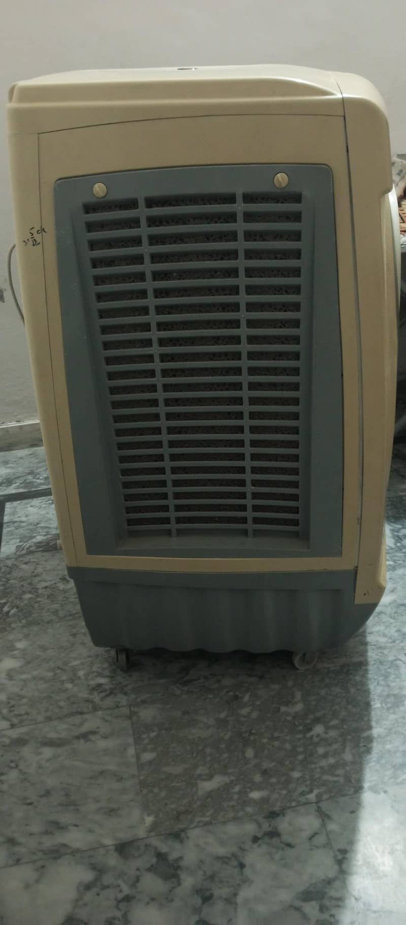 Dining Table And Room cooler 6