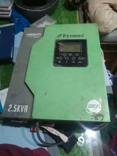 Fronus 2.5 KW Solar Inverter