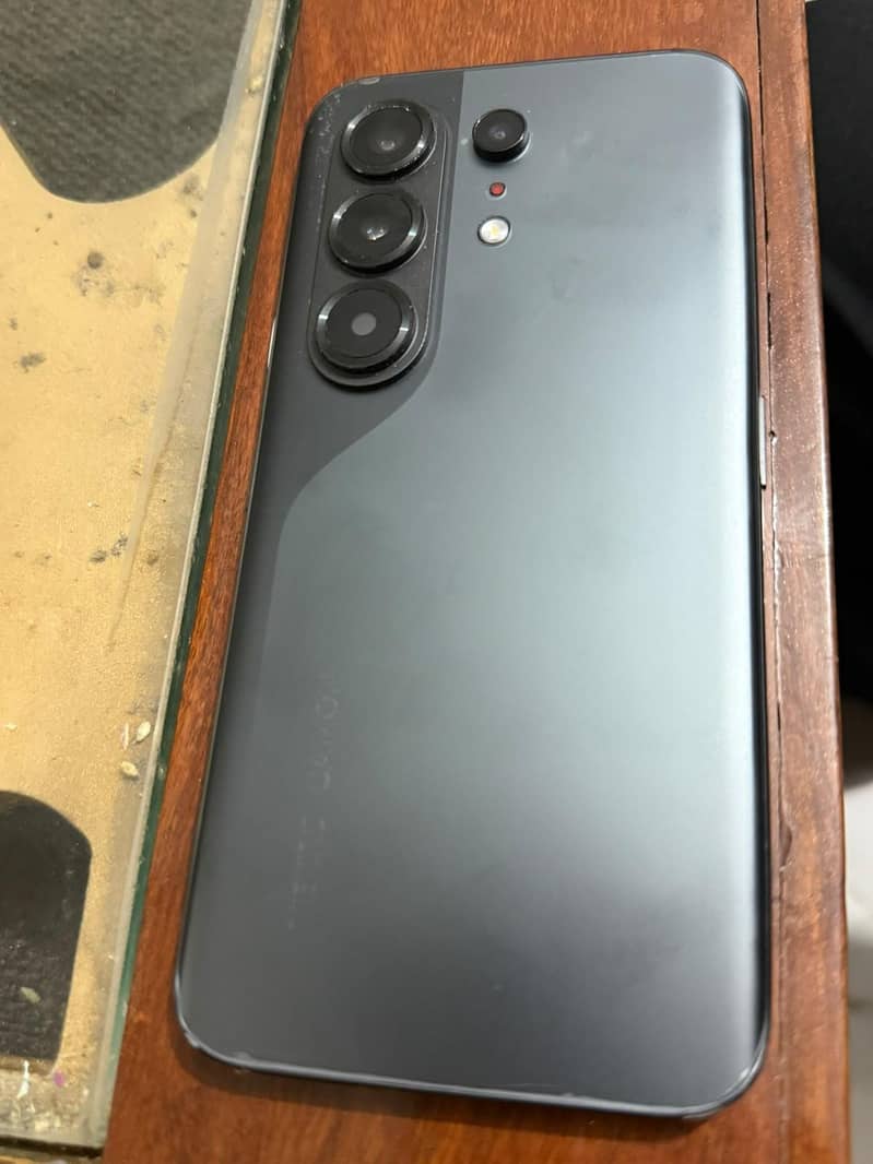 Tecno CAMON 50 pro 0