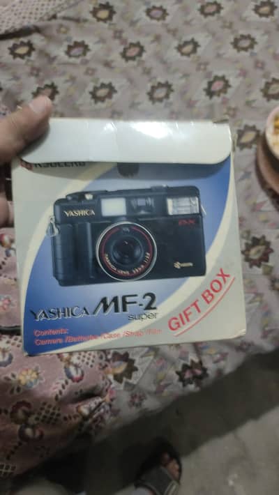 yashica MF-2
