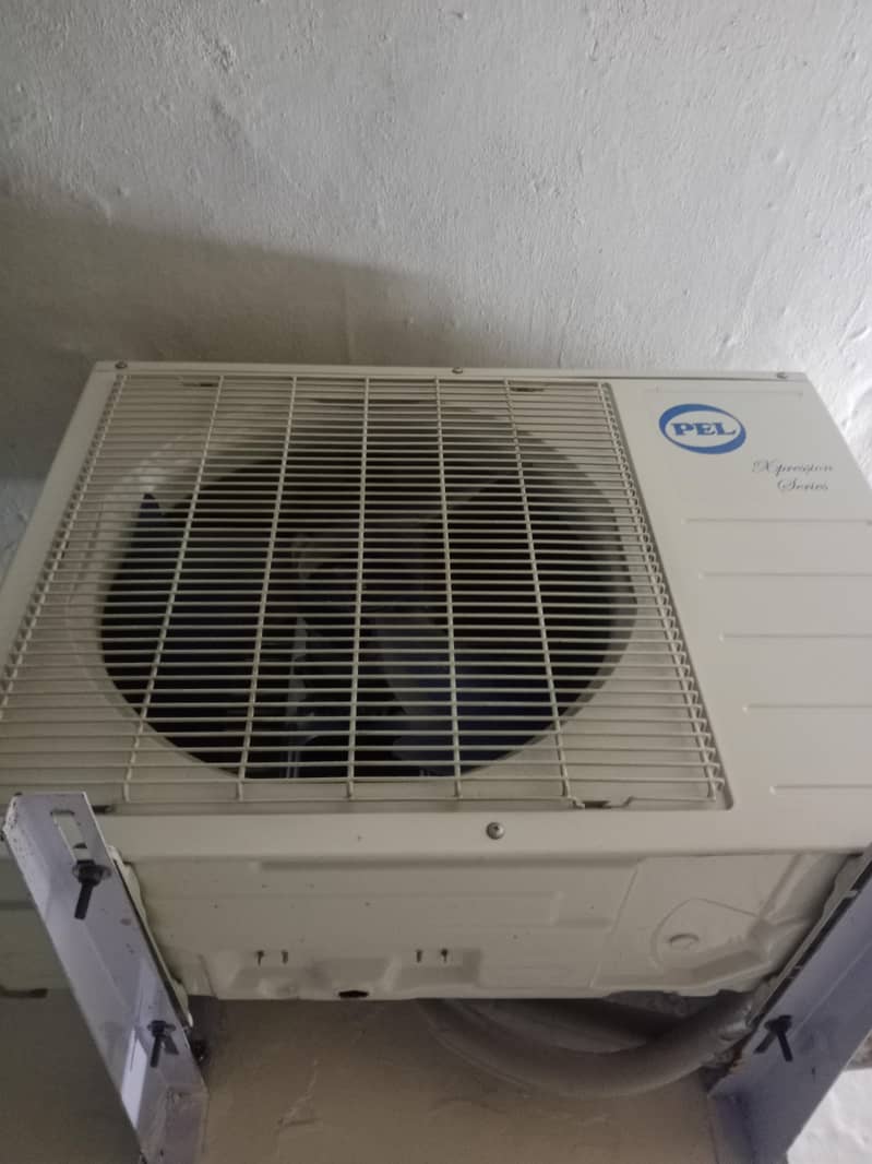 AC spilt 1