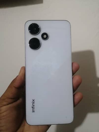 Infinix Hot 30 Play