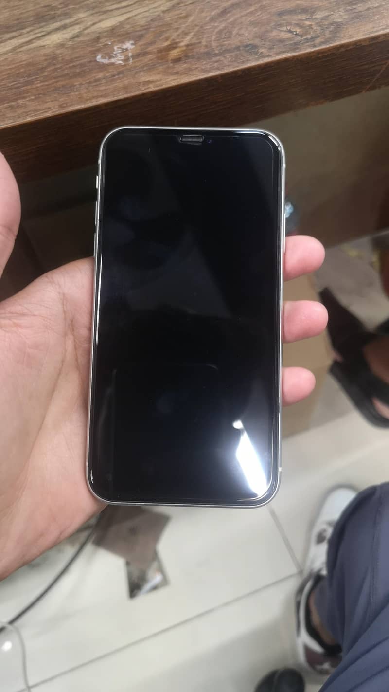 Apple iPhone 11 2