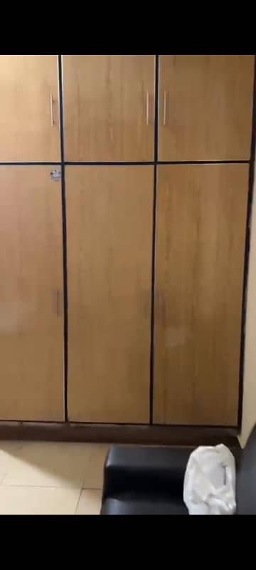 UPPER PORTION AVAILABLE FOR RENT IN KAMRAN BLOCK