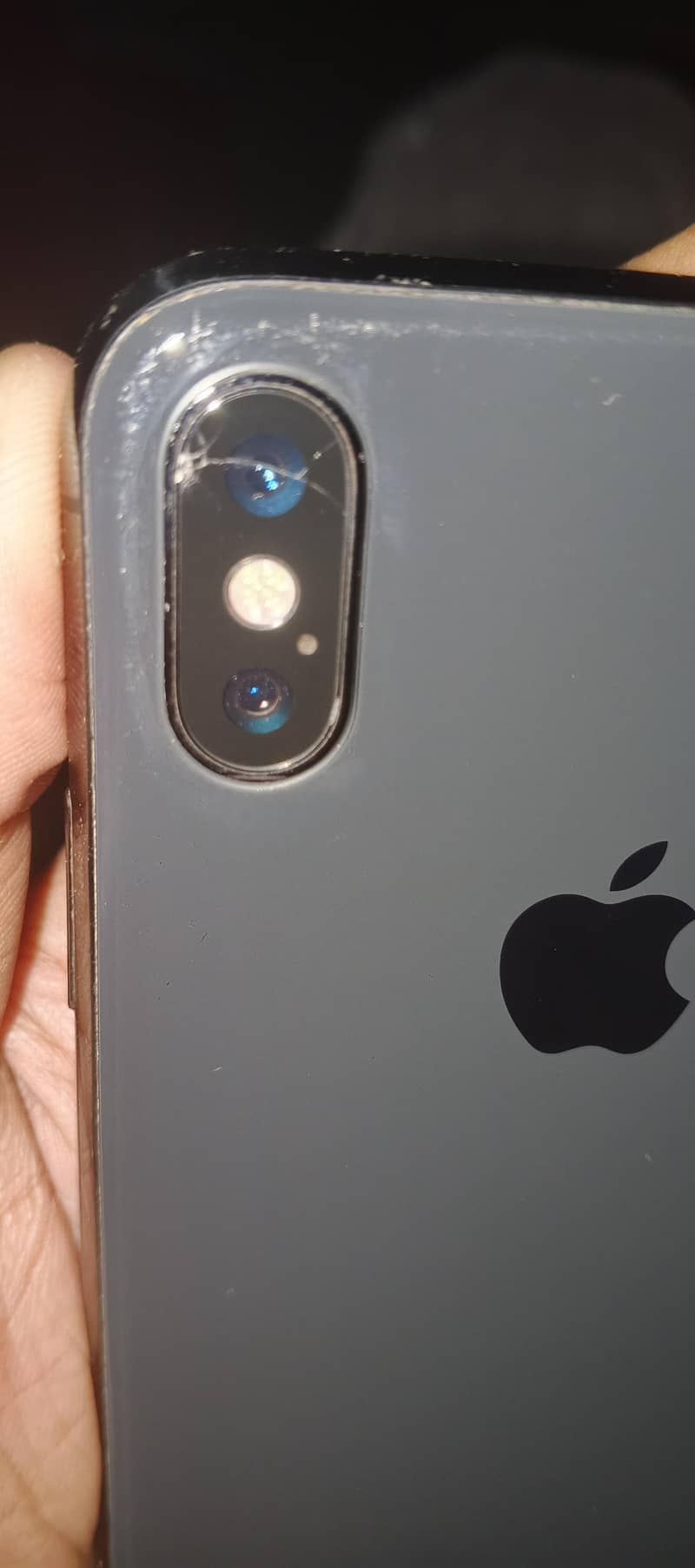 Apple iPhone X 4