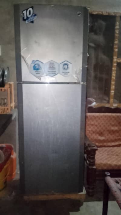 PEL double door fridge in good condition