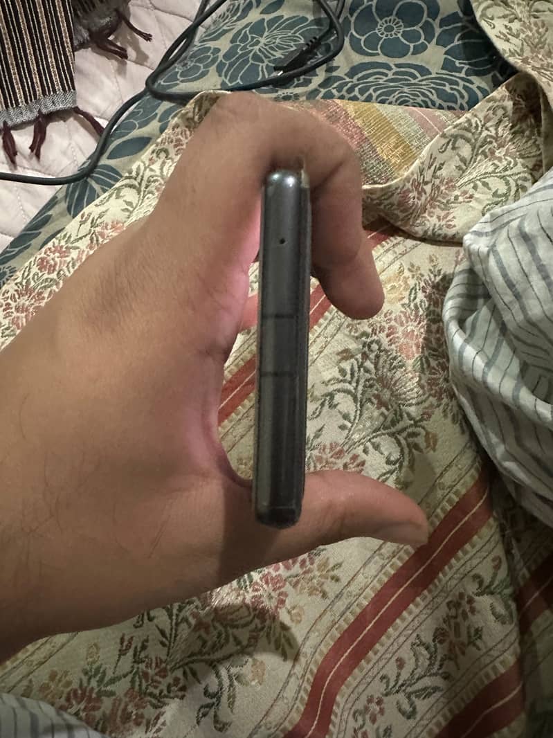 Google Pixel 7a 1