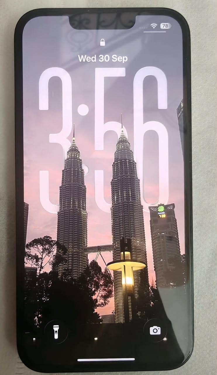 Apple iPhone 13 3