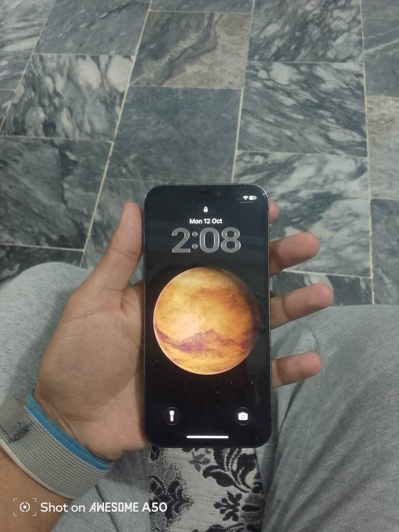 Apple iPhone 12 Pro 0