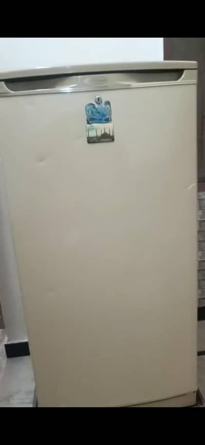 Waves fridge available in working condition