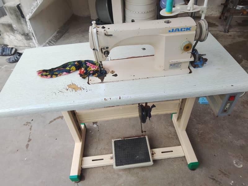 jack sewing machine 1