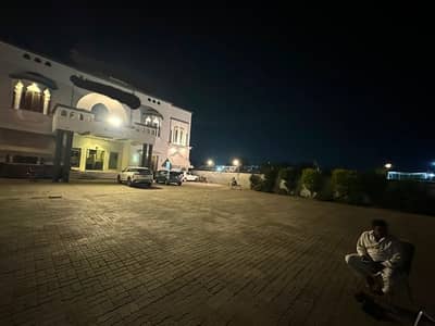 building avaliable for rent in Gujranwala main road