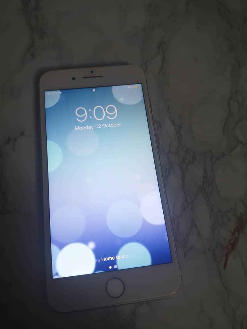 Apple iPhone 7 0