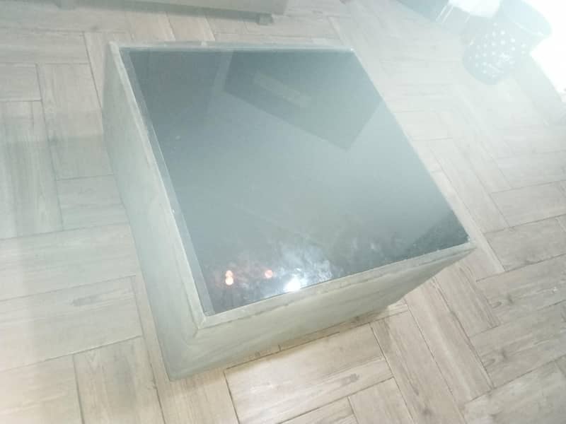 table  / mirror / 2 setting cheir 0