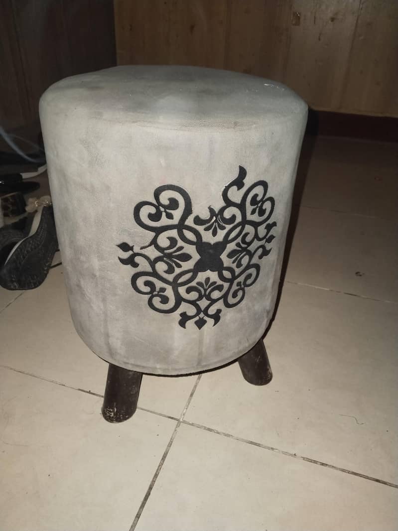 table  / mirror / 2 setting cheir 2