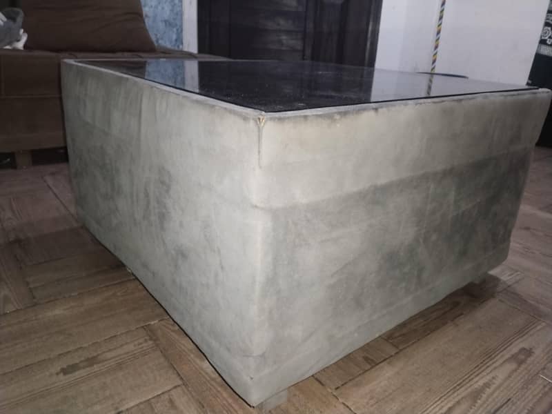 table  / mirror / 2 setting cheir 3