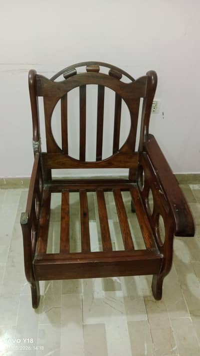 5 seater sofa with table