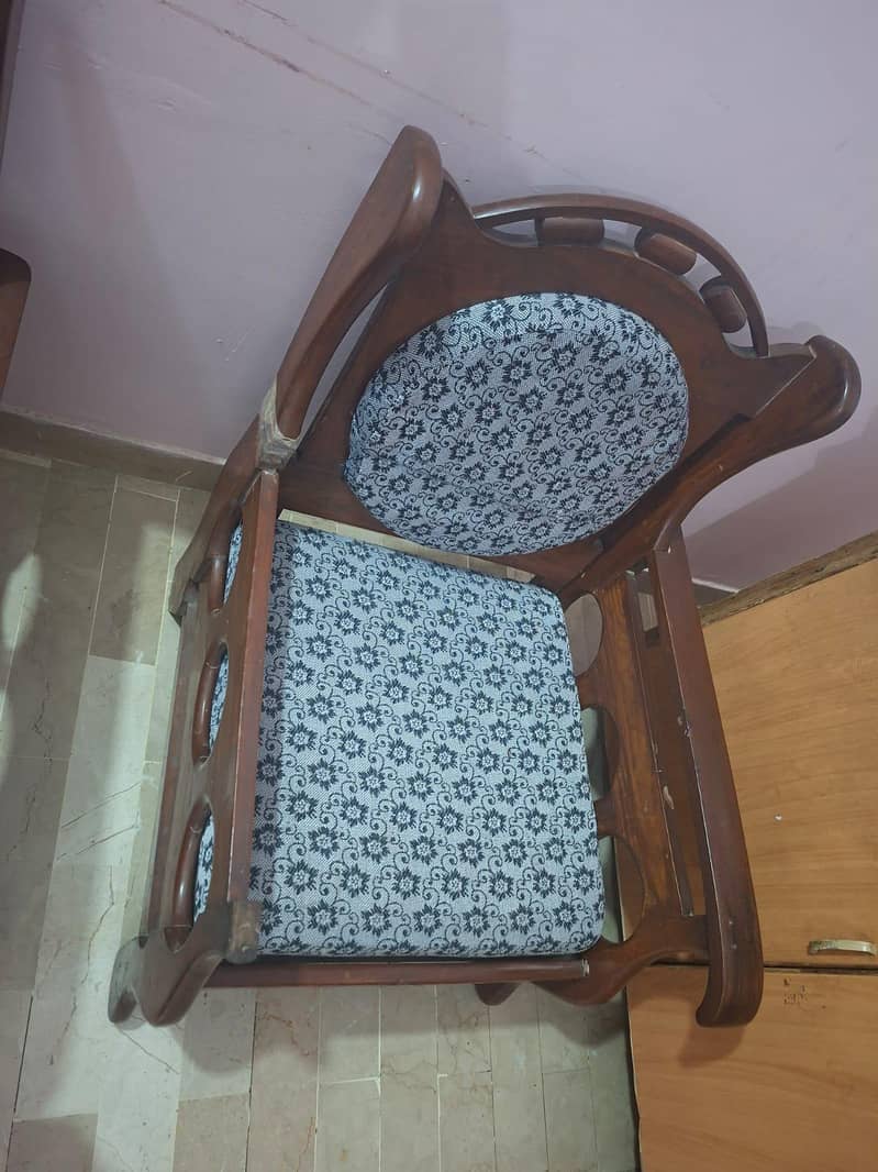 5 seater sofa with table 4