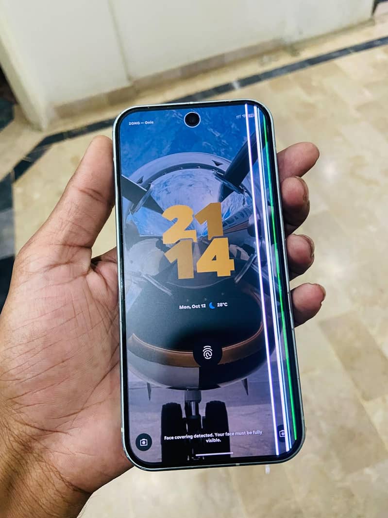 Google Pixel 9 4