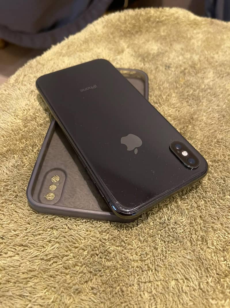 Apple iPhone X 2