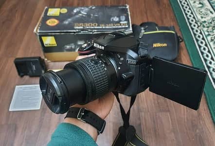 NIKON D5300 18 - 55 LENSE