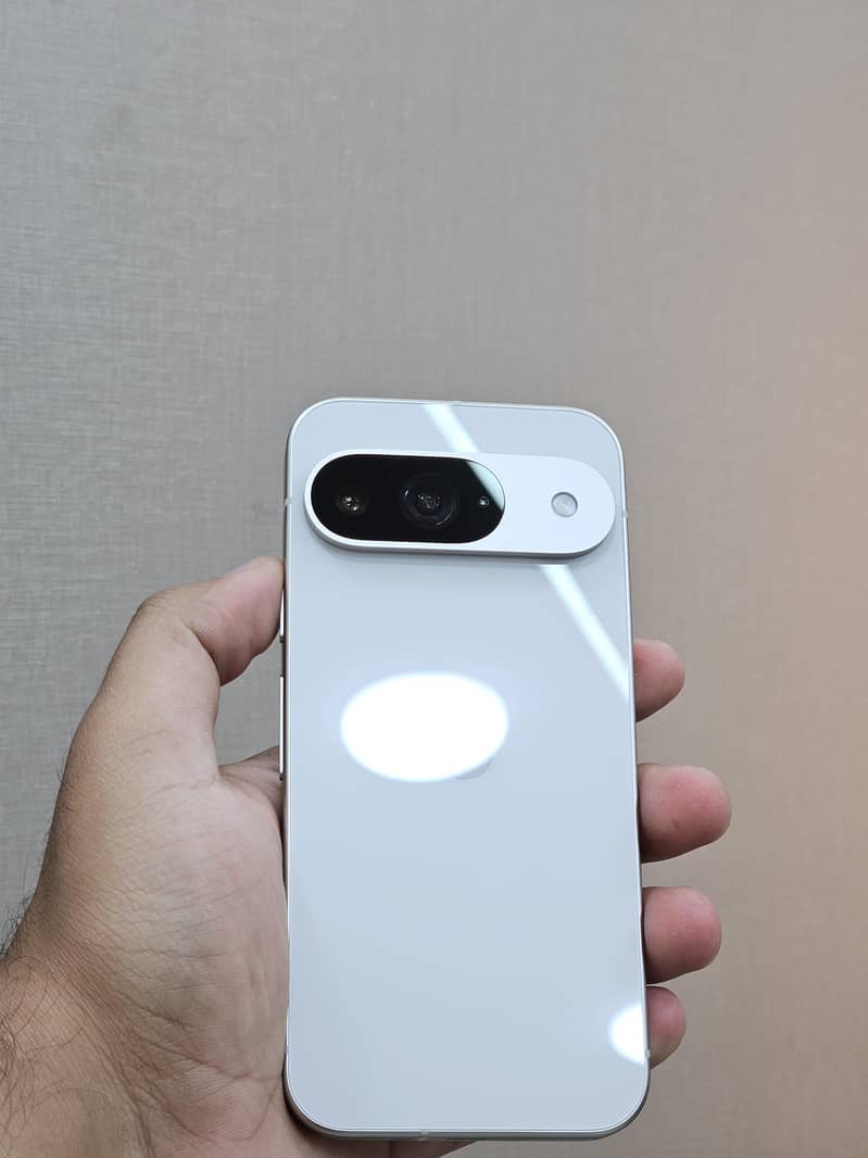 Google Pixel 9 3