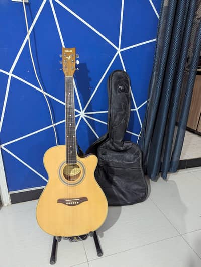 Yamaha FX 700 Acoustic Guitar