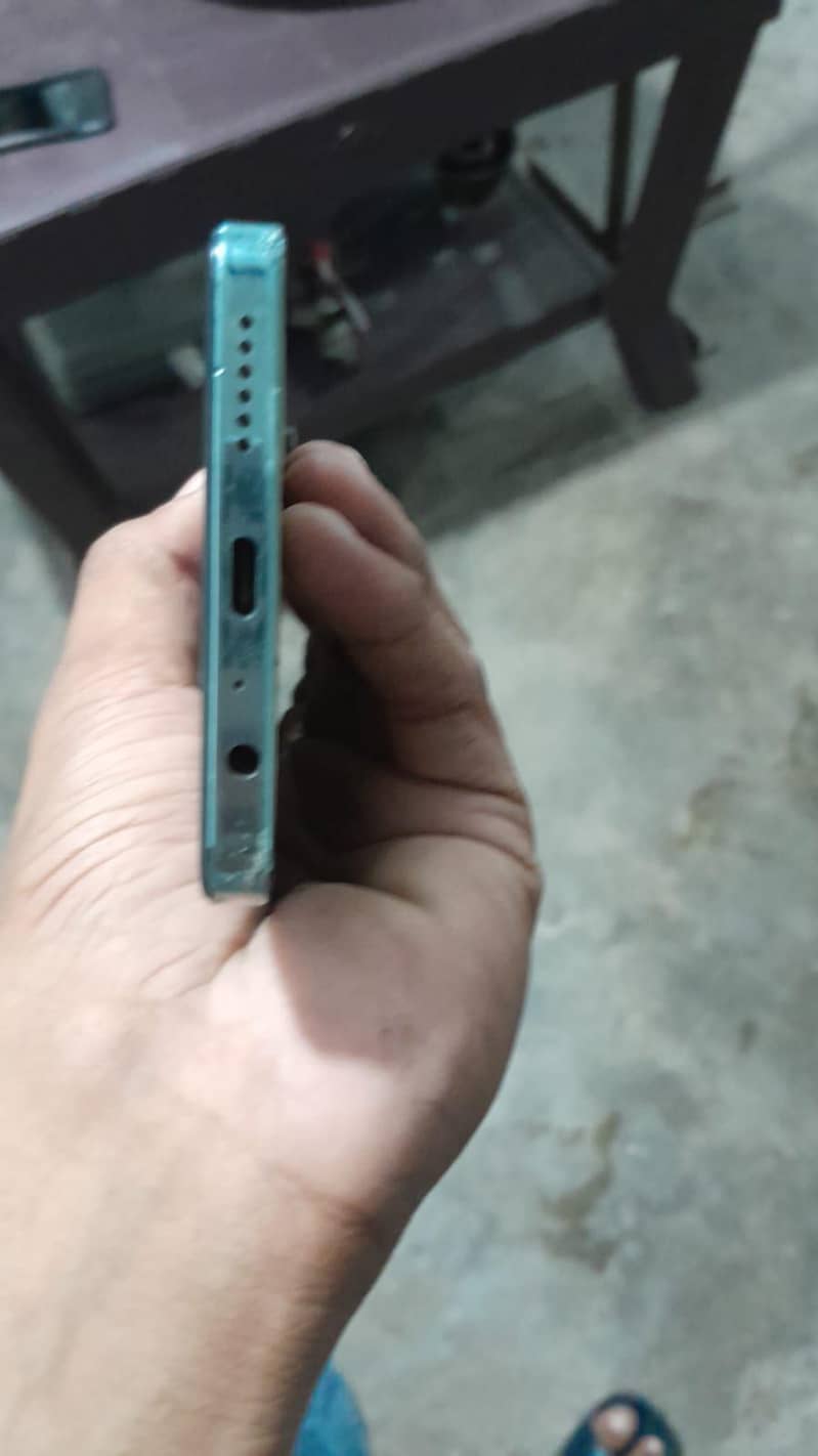 Tecno common 20 2