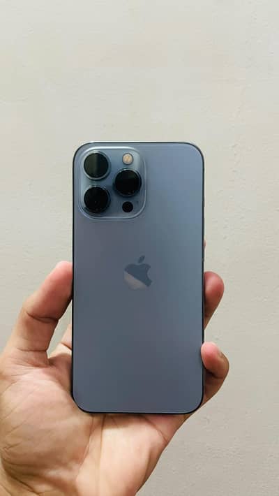 Apple iPhone 13 Pro