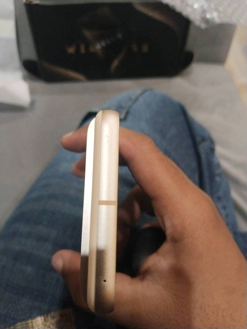 Google Pixel 8 6