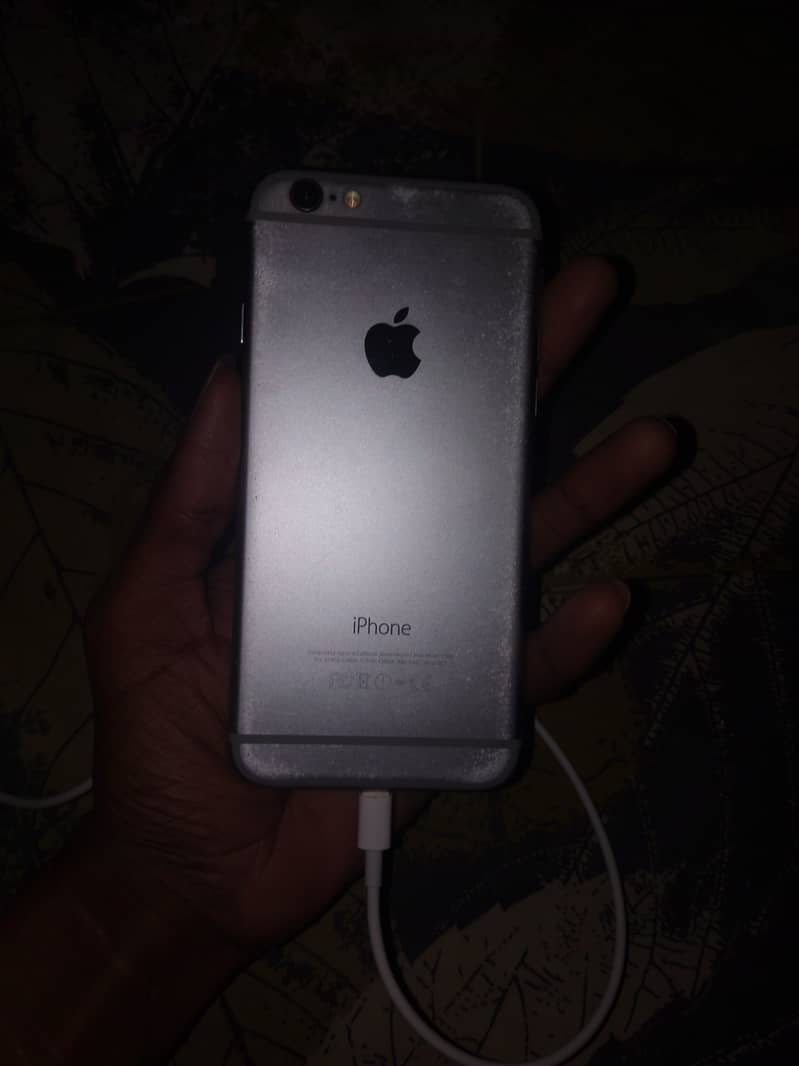 Apple iPhone 6 2