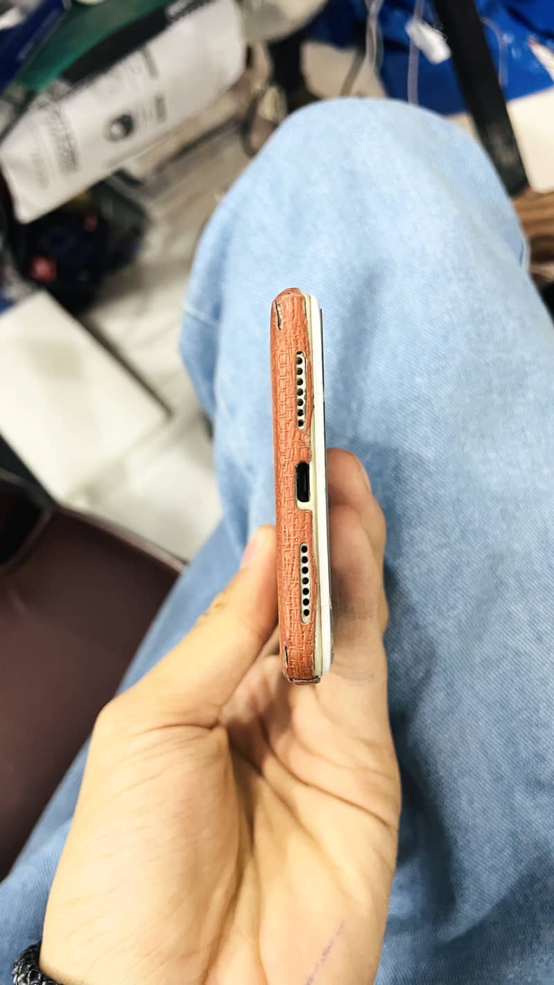 OPPO A37 4