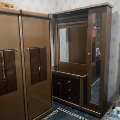 to door covered and dressing Golden and dark brown colour